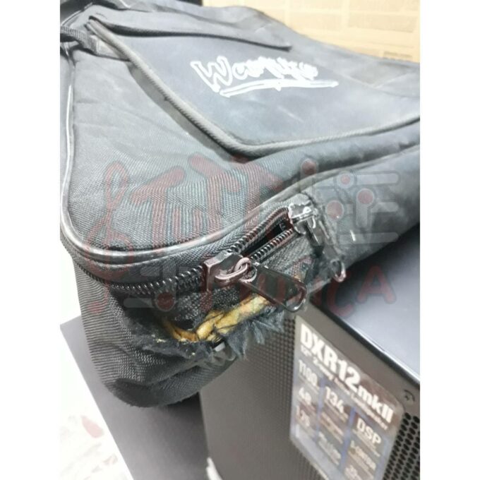 BORSA PER CHITARRA WARLIKE USATA