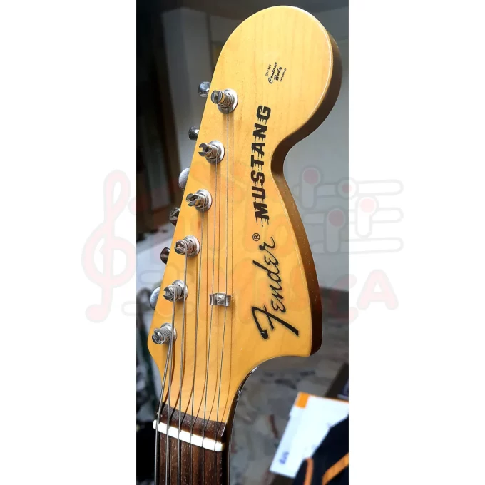 Fender Mustag